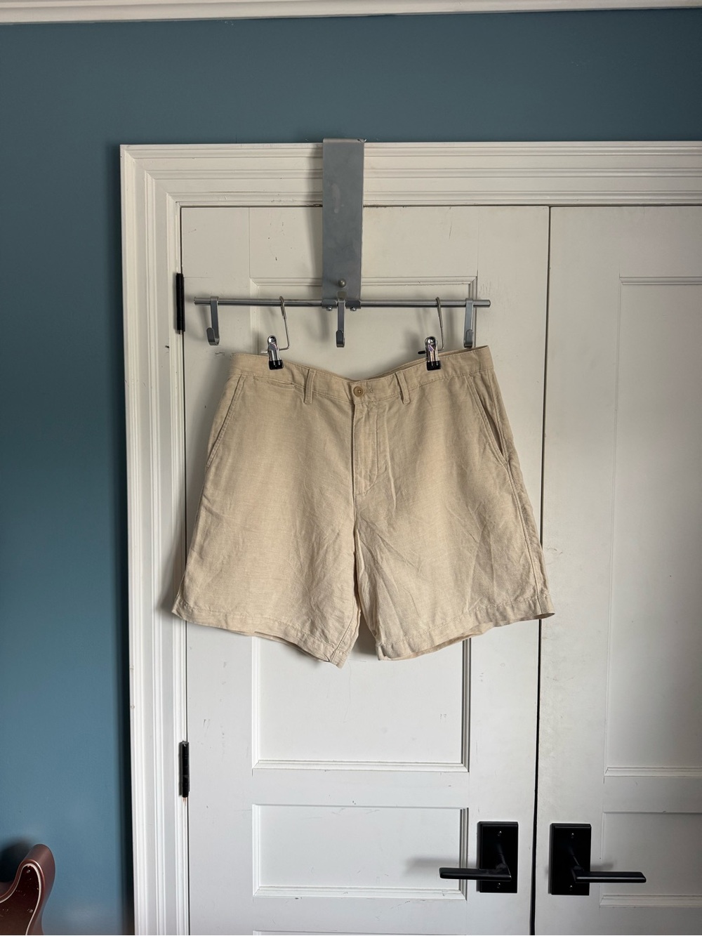 Gap Beige Linen Blend Shorts -34W